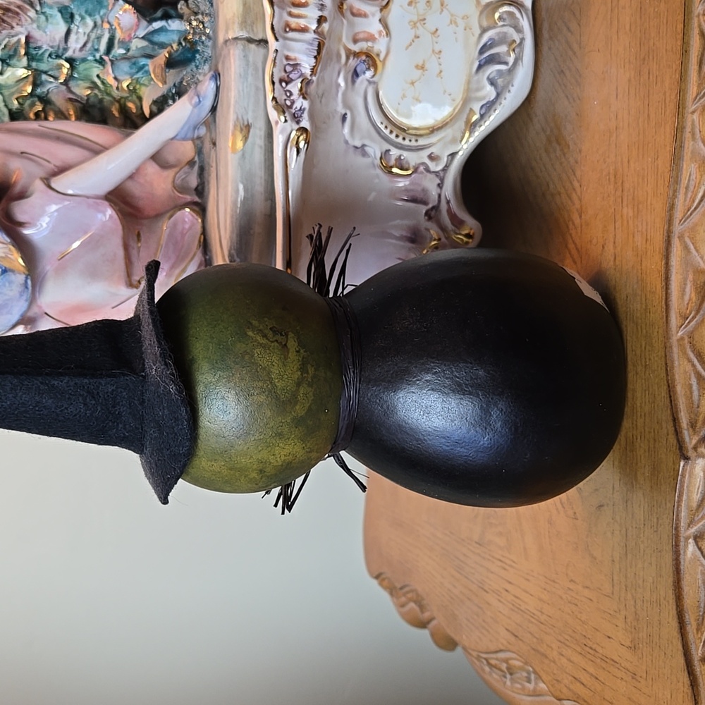 Primitive handmade Gourd witch votive halloween figure - Picture 4 of 6